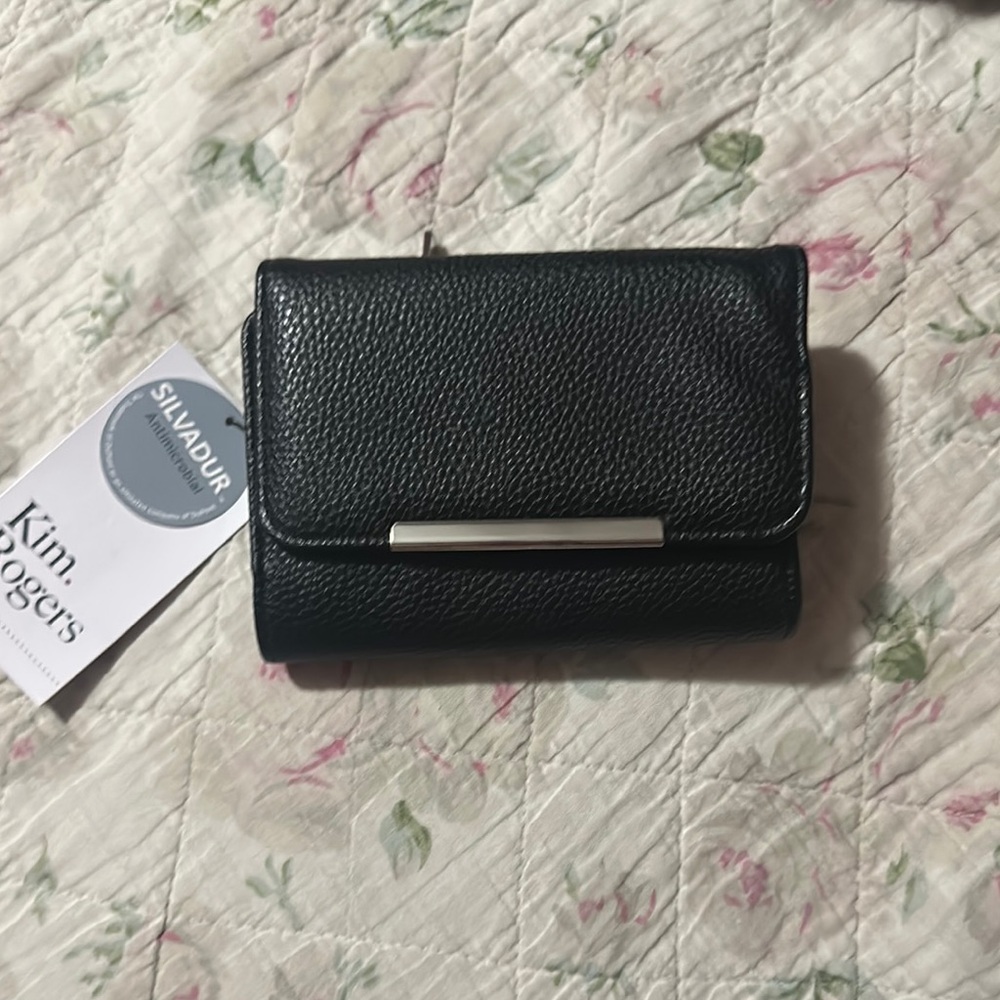NWT Kim Rogers Black Pebbled Wallet with Metallic Accent